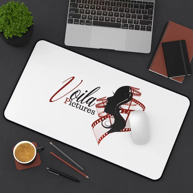 Voilapictures merch egérpad fehér