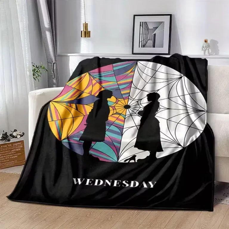 Wednesday Pókhálós Pléd